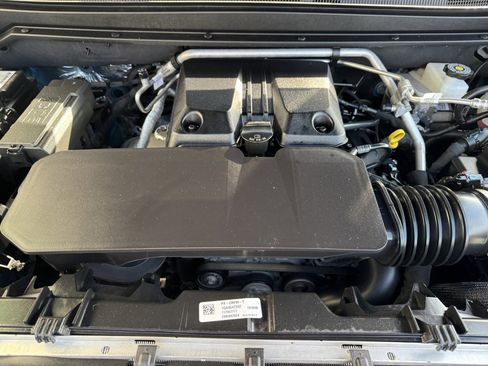 Used 2024 Chevrolet Colorado Z71 image 7