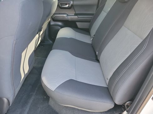 Used 2020 Toyota Tacoma TRD Sport image 8