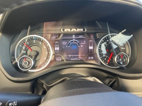 Used 2022 RAM 1500 Laramie image 9