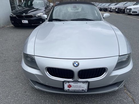 Used 2006 BMW Z4 3.0i image 2