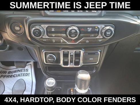 Used 2023 Jeep Gladiator Overland AWD/4WD image 23