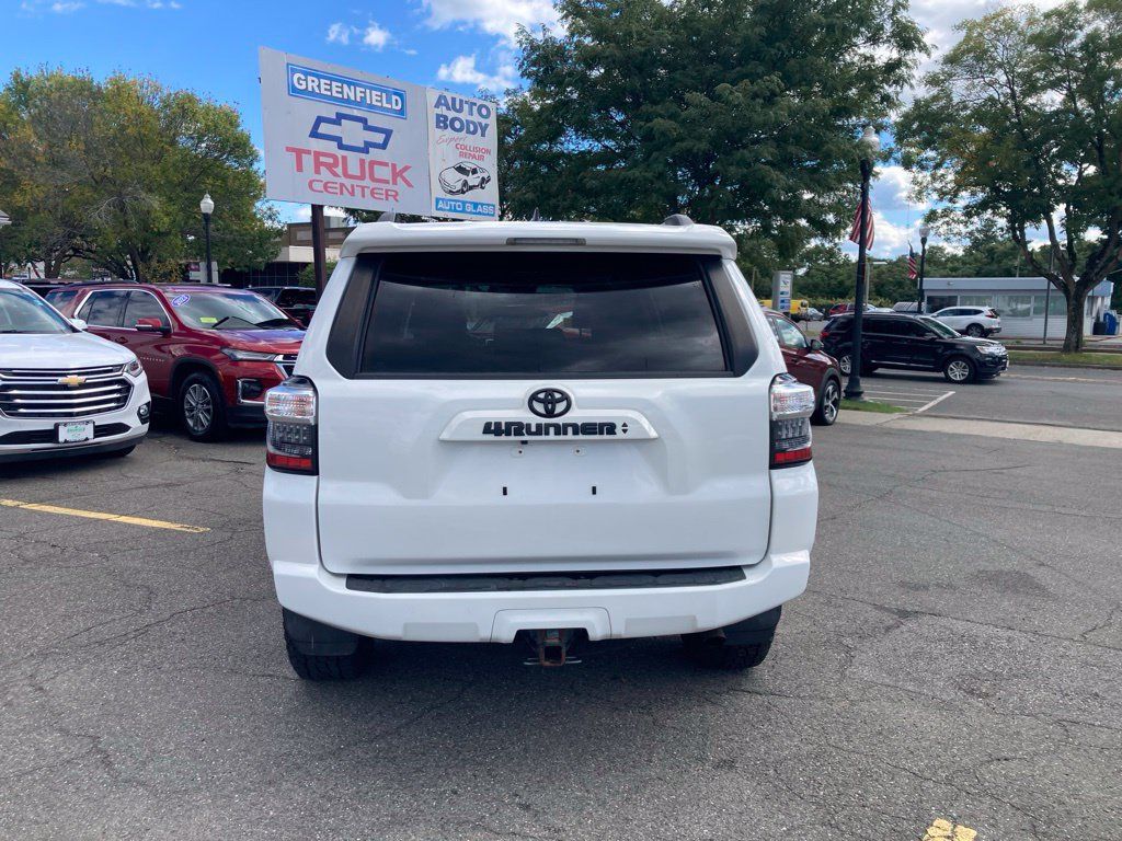 Used 2023 Toyota 4Runner SR5 Premium w/ Moonroof Package AWD/4WD image 31