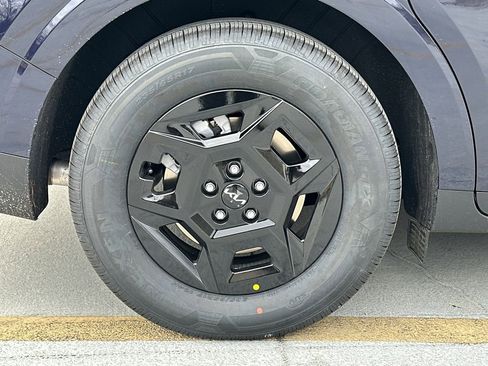 New 2026 Kia Carnival LX FWD image 7