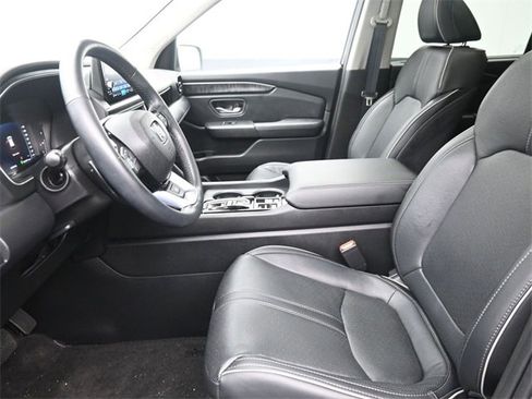 Used 2023 Honda Pilot Elite image 17