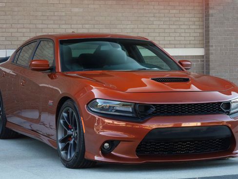 Used 2020 Dodge Charger Scat Pack RWD image 6