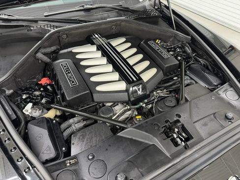 Used 2017 Rolls-Royce Dawn RWD image 46