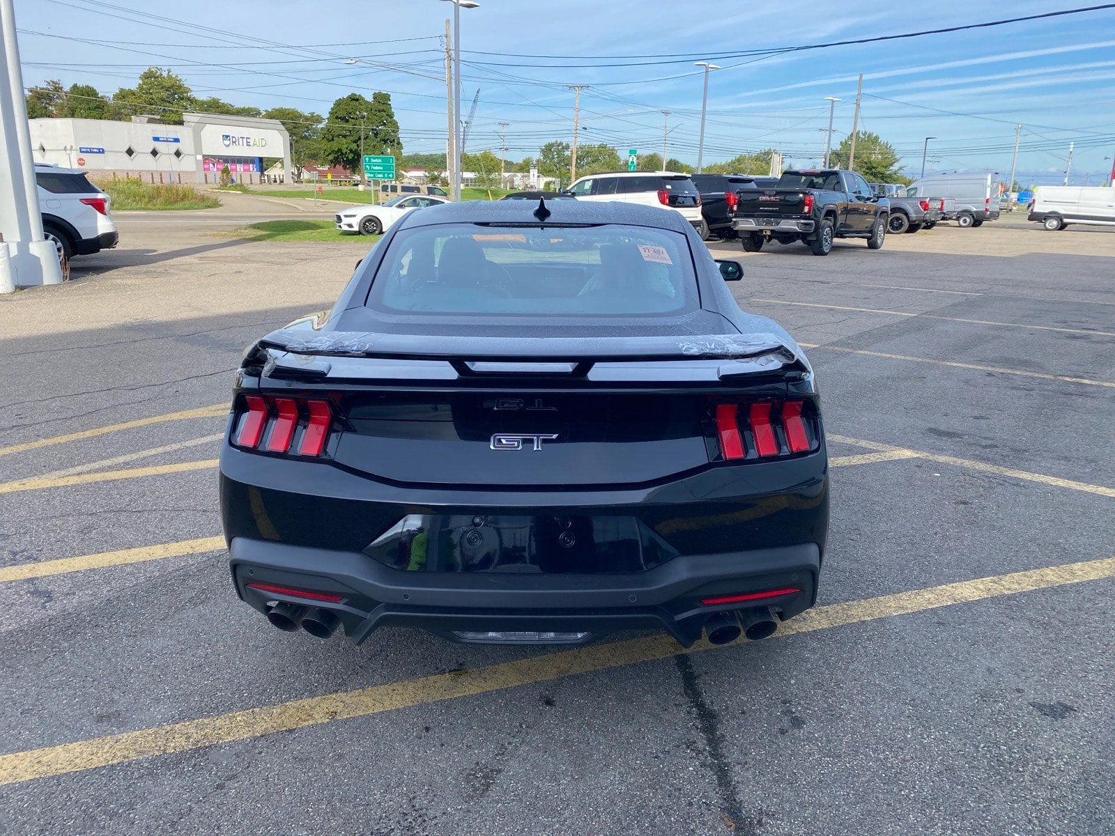 Used 2026 Ford Mustang GT Premium w/ GT Performance Package RWD image 5