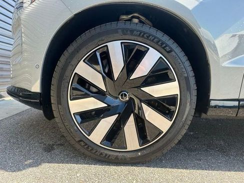 New 2025 Volvo EX90 Ultra AWD/4WD image 13