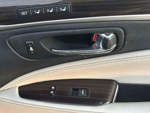 Used 2013 Lexus LS 460 L image 24