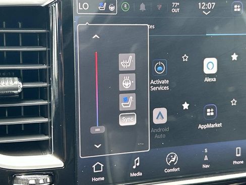 Used 2023 Chrysler Pacifica Limited FWD image 37