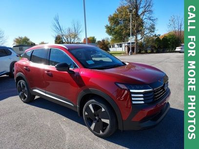 New 2026 Nissan Kicks SR w/ Cold Weather Package