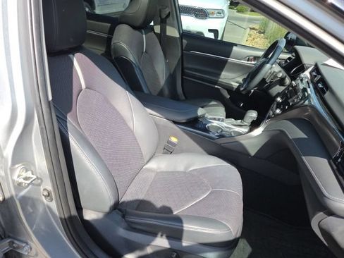 Used 2020 Toyota Camry XSE w/ Driver Assist Package FWD image 25