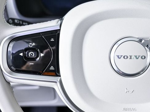 New 2026 Volvo XC90 B6 Ultra w/ Protection Package AWD/4WD image 10