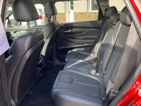 Used 2019 Hyundai Santa Fe AWD image 11