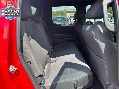 Used 2025 Toyota Tacoma SR5 AWD/4WD image 13