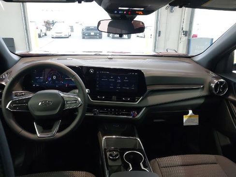 New 2026 Chevrolet Equinox LT w/ Midnight Edition image 5