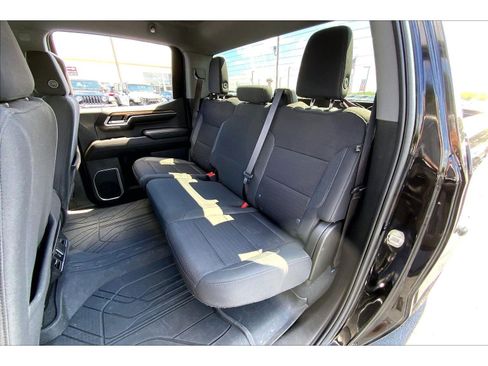 Used 2023 Chevrolet Silverado 1500 LT w/ Protection Package AWD/4WD image 23
