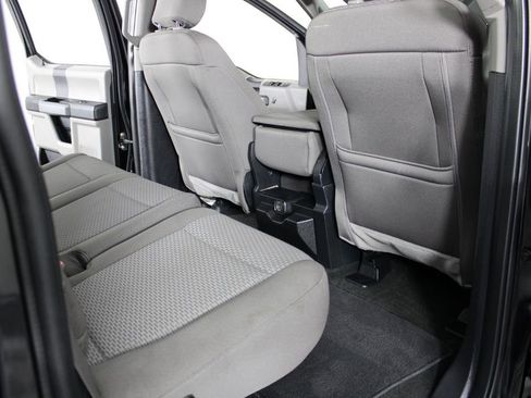 Used 2020 Ford F150 XLT image 31