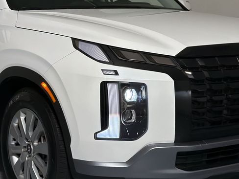 Used 2025 Hyundai Palisade SEL FWD image 11
