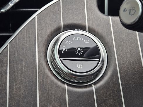 Certified 2025 Mercedes-Benz E 350 Sedan image 22