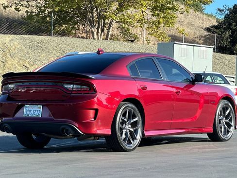 Used 2022 Dodge Charger R/T w/ Harman/Kardon Audio Group image 4