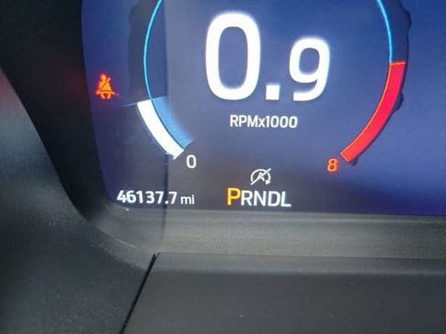 Used 2025 Ford Explorer Active RWD image 17