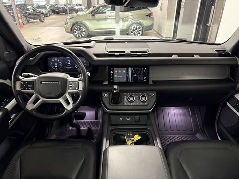 Used 2020 Land Rover Defender 110 HSE image 21
