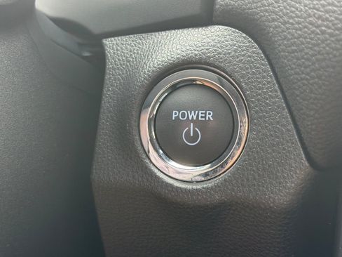 Used 2023 Toyota RAV4 SE w/ Convenience Package AWD/4WD image 28