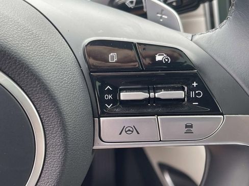 Certified 2022 Hyundai Tucson Limited FWD image 45