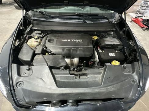 Used 2017 Jeep Cherokee Latitude AWD/4WD image 22