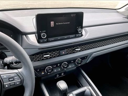 Used 2023 Honda Accord EX image 14