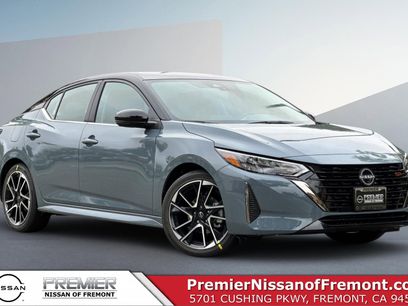 New 2025 Nissan Sentra SR w/ Trunk Package