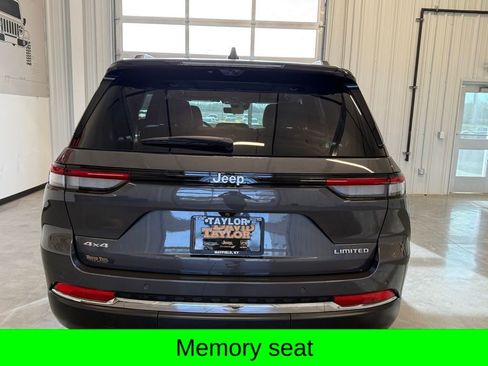 Used 2024 Jeep Grand Cherokee Limited w/ Luxury Tech Group II image 7