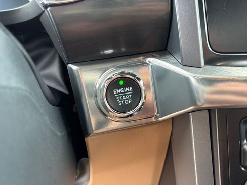 Used 2023 Ford F150 Lariat w/ Equipment Group 502A High image 31