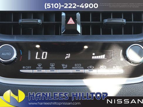 Used 2025 Toyota Corolla LE image 22