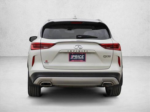 Used 2021 INFINITI QX50 Essential w/ Convenience Package image 6