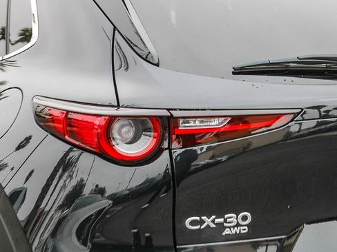 Used 2025 MAZDA CX-30 AWD 2.5 S w/ Premium Package image 7