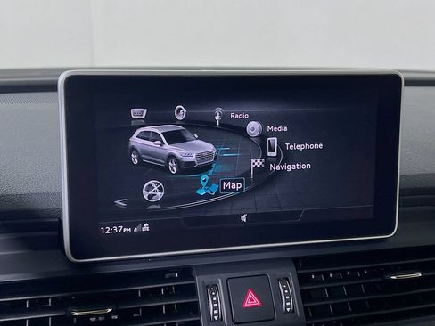 Used 2020 Audi Q5 e Premium Plus w/ Premium Plus Package AWD/4WD image 14