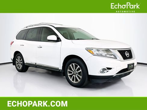 Used 2014 Nissan Pathfinder SL w/ Trailer Tow Package image 1