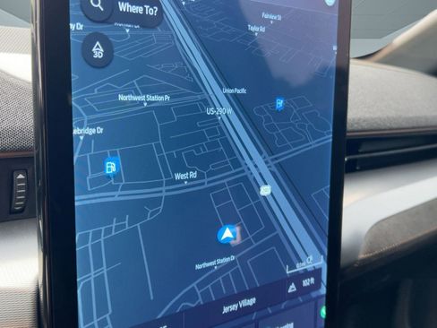 Used 2022 Ford Mustang Mach-E GT image 25