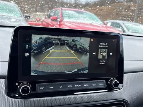 Used 2023 Hyundai Kona SEL w/ Convenience Package image 15