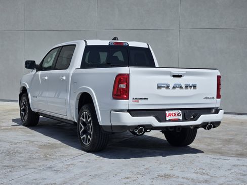 New 2026 RAM 1500 Laramie AWD/4WD image 3