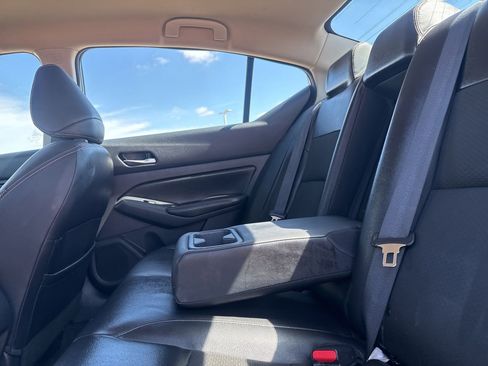 Certified 2021 Nissan Altima 2.5 SR FWD image 35