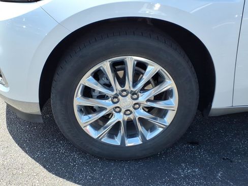 Used 2021 Buick Enclave Essence AWD/4WD image 31