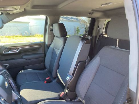 Used 2022 Chevrolet Silverado 1500 LT image 25