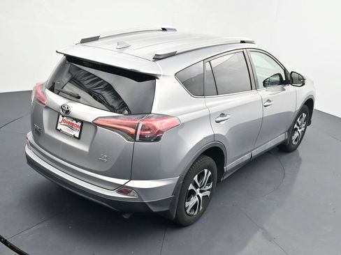 Used 2016 Toyota RAV4 LE AWD/4WD image 30