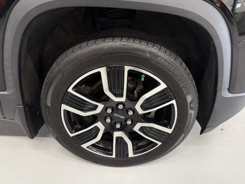 Used 2019 GMC Acadia SLT w/ Black Edition AWD/4WD image 40