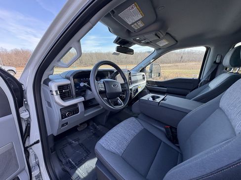 New 2026 Ford F350 XLT w/ XLT Premium Package AWD/4WD image 33