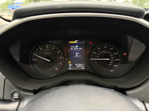Used 2018 Subaru Crosstrek 2.0i Premium AWD/4WD image 22