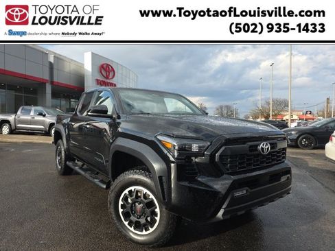Used 2024 Toyota Tacoma TRD Off-Road image 1